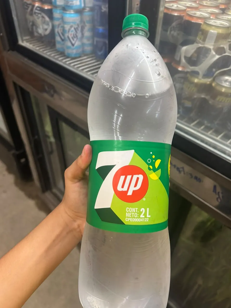 7UP 2L - 1